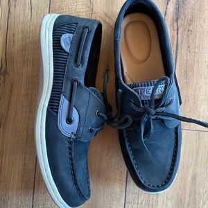 SOLD! SPERRY Women’s Boat Shoes